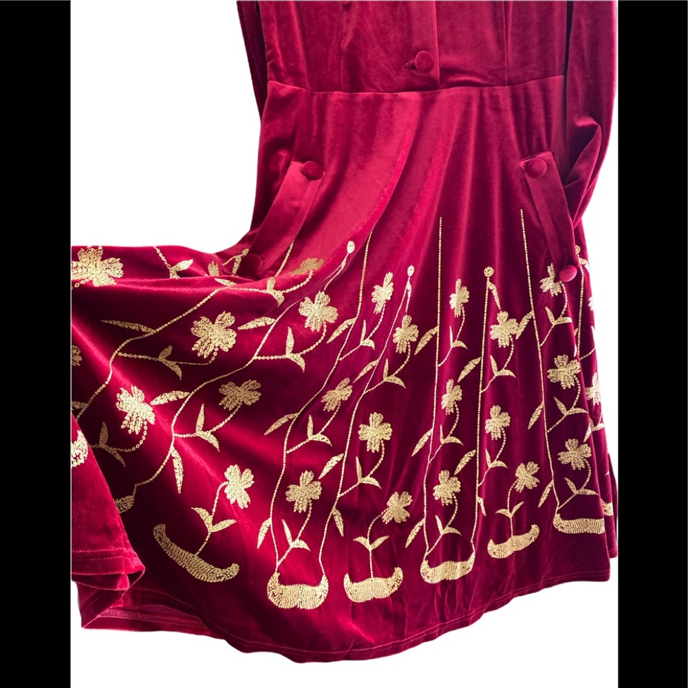 NWT Rich Red Tendency Velour Dress. Size M - Picture 8 of 11